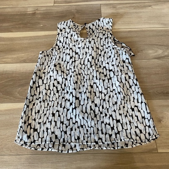 * BCX Flowy Top - Picture 2 of 9